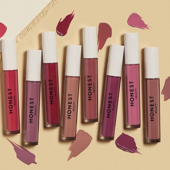 Honest hydrating liquid lipstick matte off duty clean ingredients - Picture 3 of 6